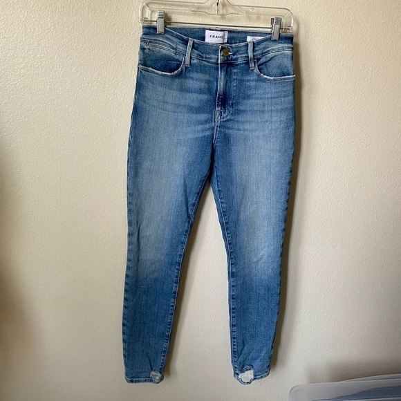 Frame Le High Skinny Jeans in Hidalgo Chewed Hem - Picture 1 of 9